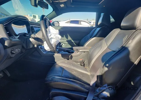 2018 Dodge Challenger R/T z USA, uszkodzony, nr VIN 2C3CDZBT9JH112472